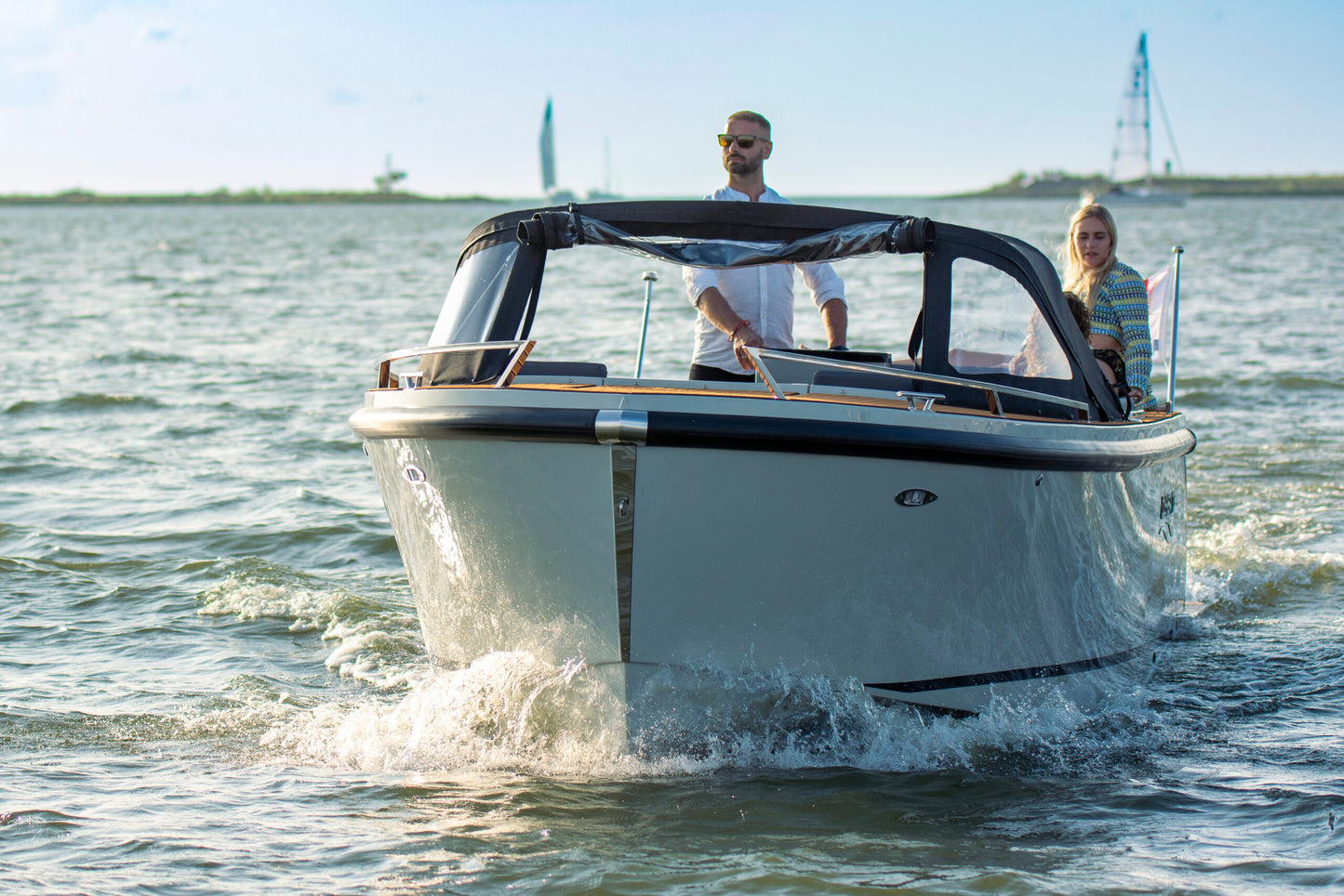 Clever 73 Tender