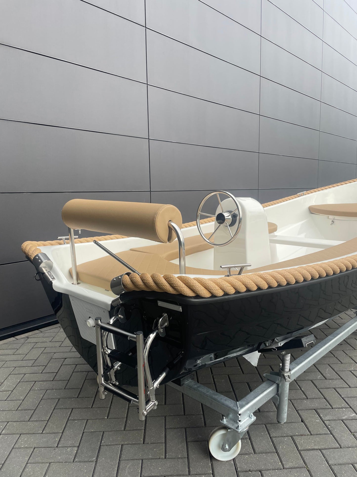 Marinaut 430 elektrische klassieke sloep 4 meter