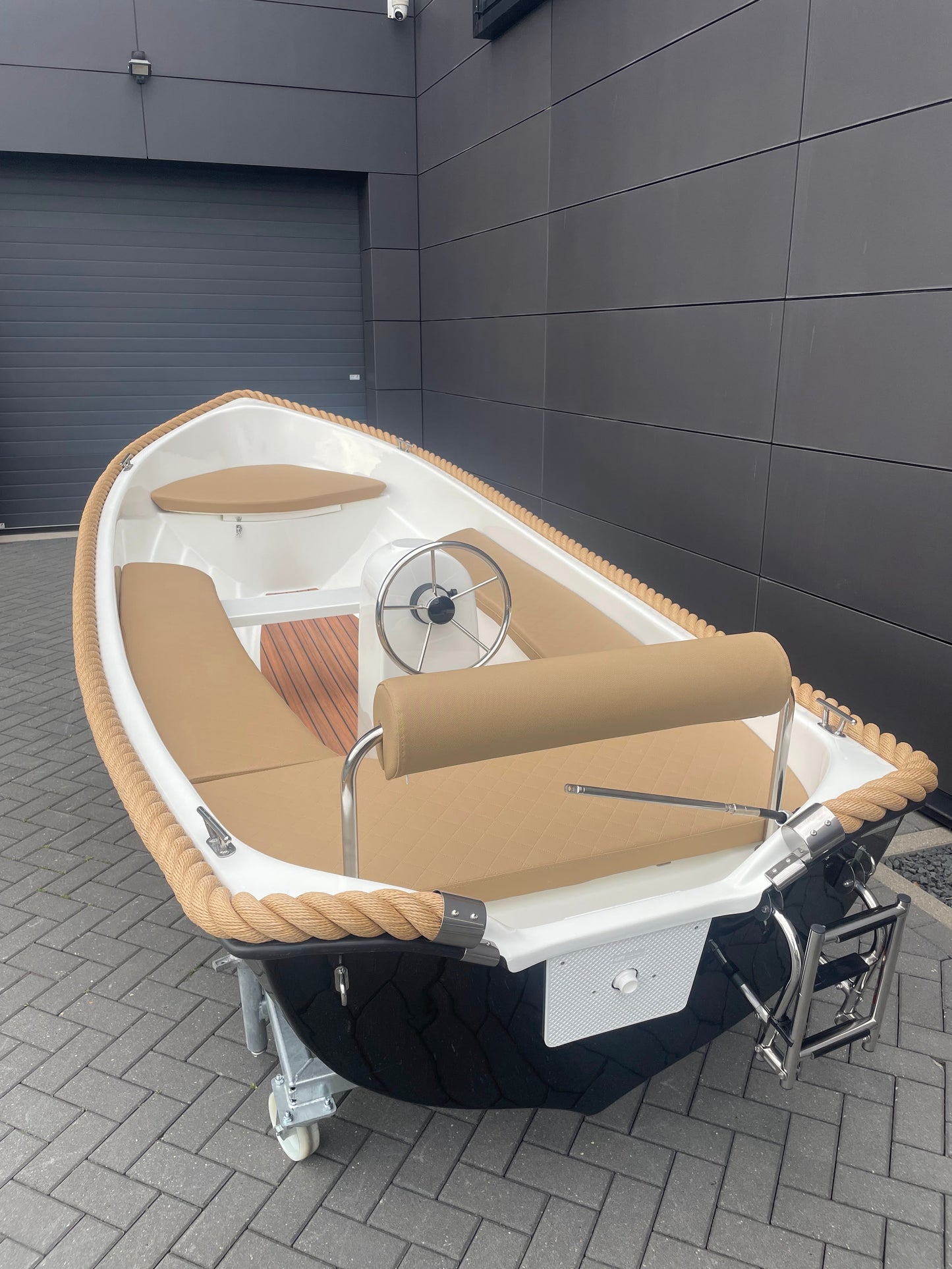 Marinaut 430 elektrische klassieke sloep 4 meter