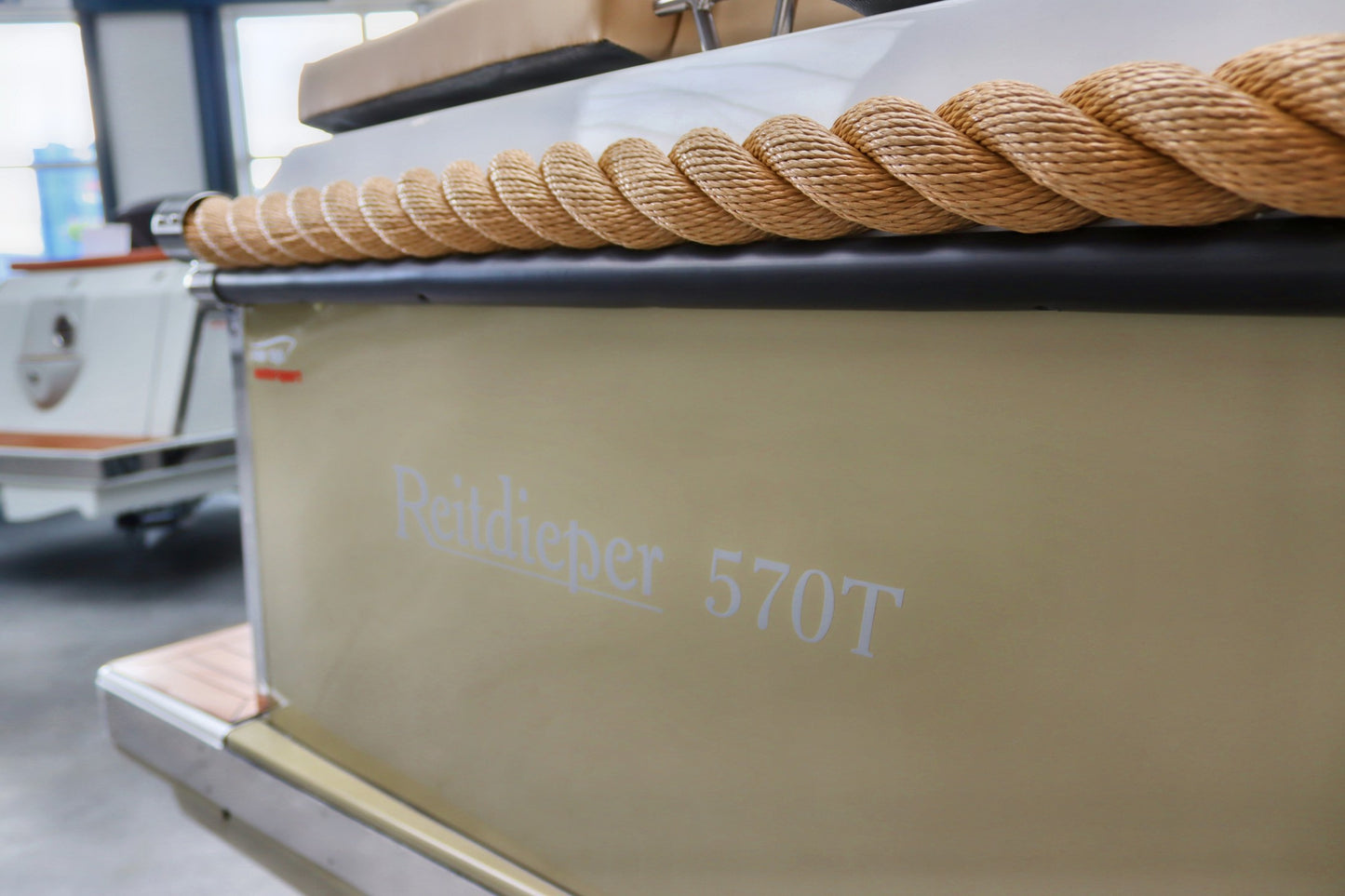 Reitdieper 570 Tendersloep