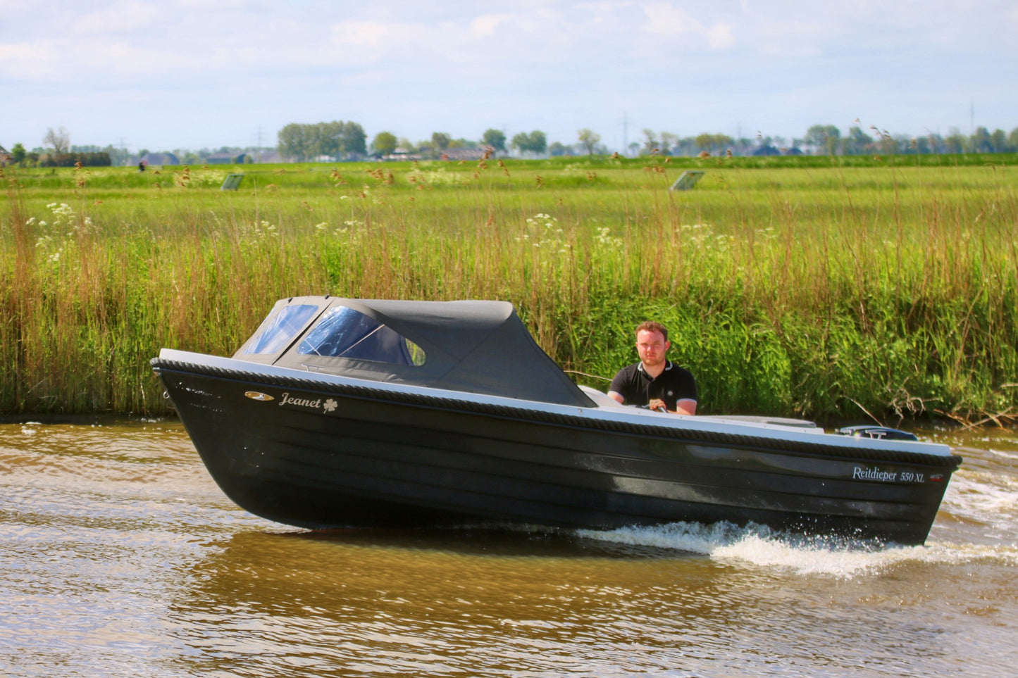 Reitdieper 550 XL sloep