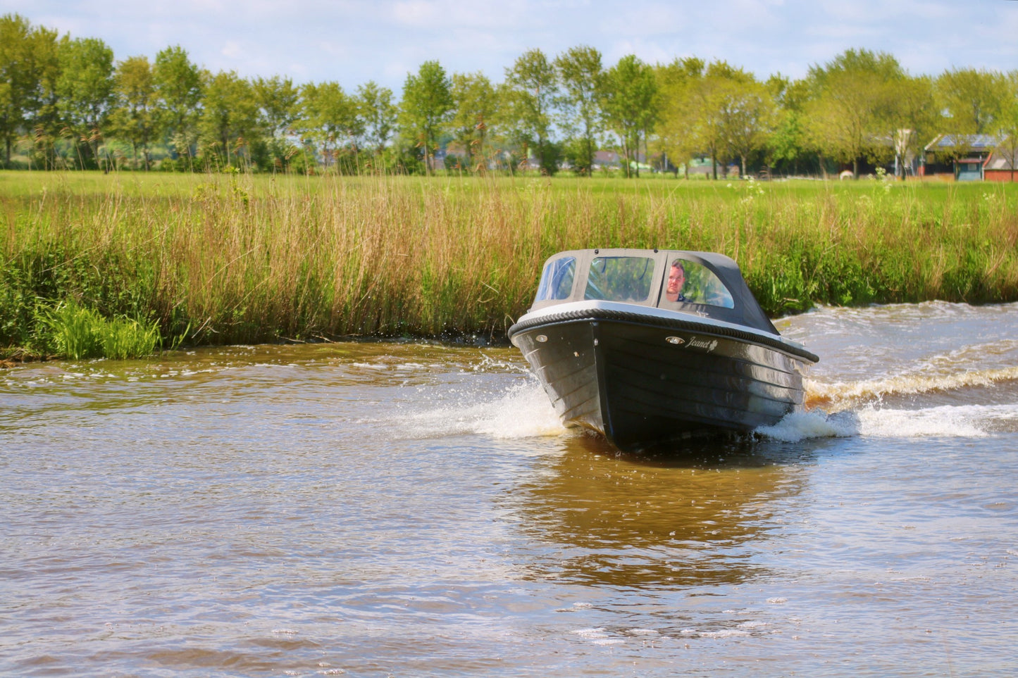 Reitdieper 550 XL sloep