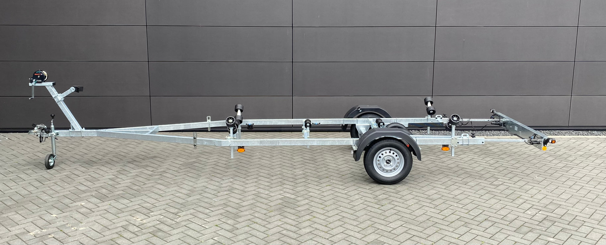Tendertrailer_750_kilogram