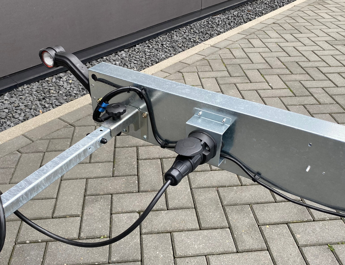 Tendertrailer_750_kilogram