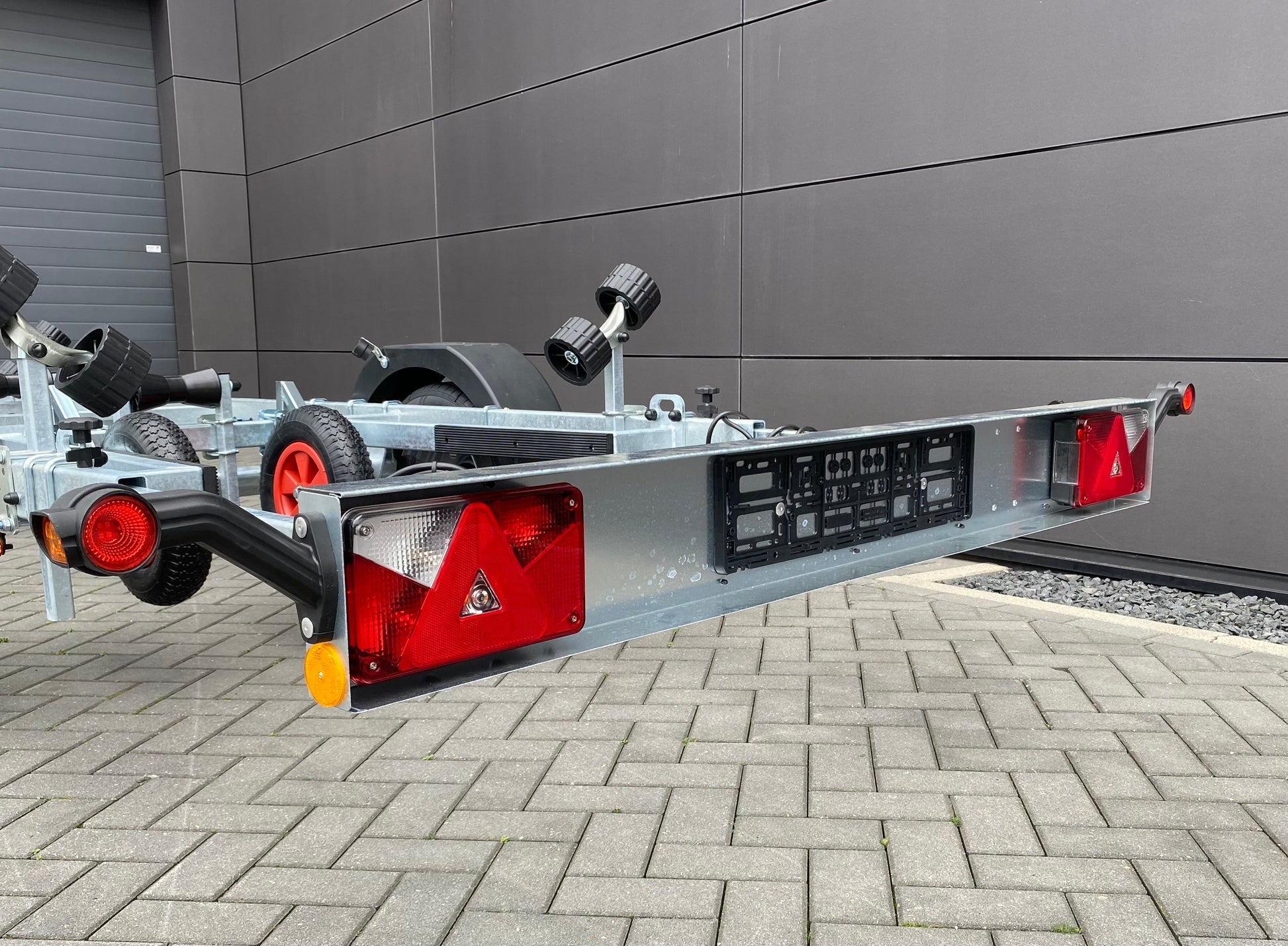Tendertrailer_750_kilogram
