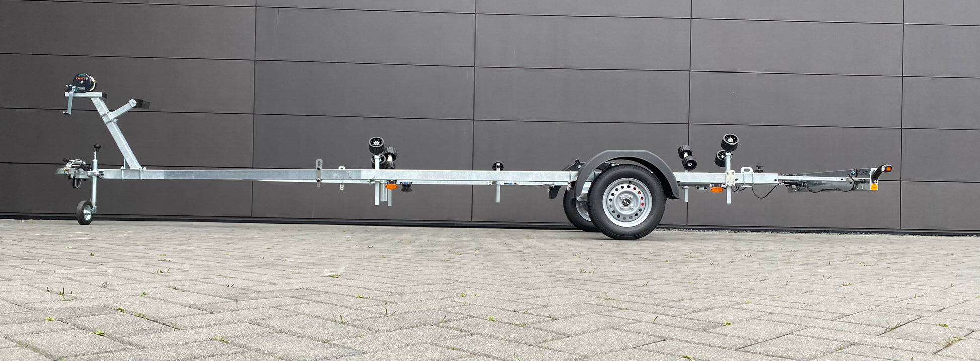 Tendertrailer_750_kilogram