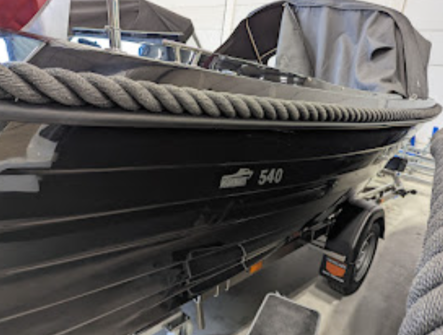 Van Claes Navis 1350 550 geremde buntrailer