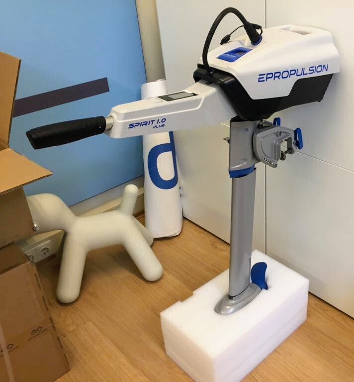 ePropulsion Spirit 1 kW Plus Stuurknuppel Elektrische buitenboordmotor - Marinaut