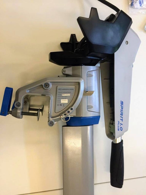 ePropulsion Spirit 1 kW Plus Stuurknuppel Elektrische buitenboordmotor - Marinaut