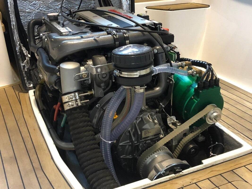 Elektrische binnenboord motor hybride aandrijving Combi 4 - 50 kW 48-144 V — 3,5 kW - Marinaut