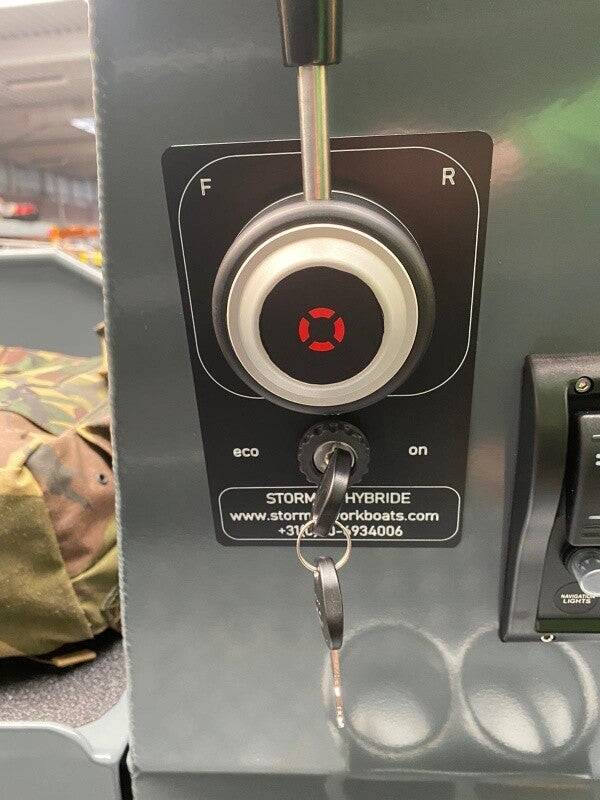 Elektrische binnenboord motor hybride aandrijving Combi 4 - 50 kW 48-144 V — 3,5 kW - Marinaut