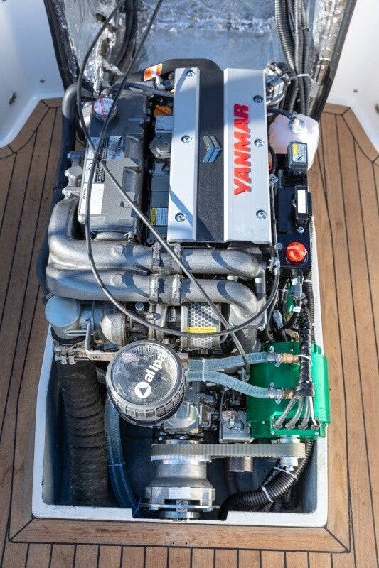 Elektrische binnenboord motor hybride aandrijving Combi 4 - 50 kW 48-144 V — 3,5 kW - Marinaut