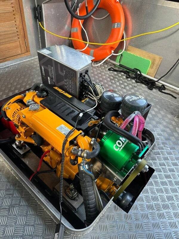 Elektrische binnenboord motor hybride aandrijving Combi 4 - 50 kW 48-144 V — 3,5 kW - Marinaut