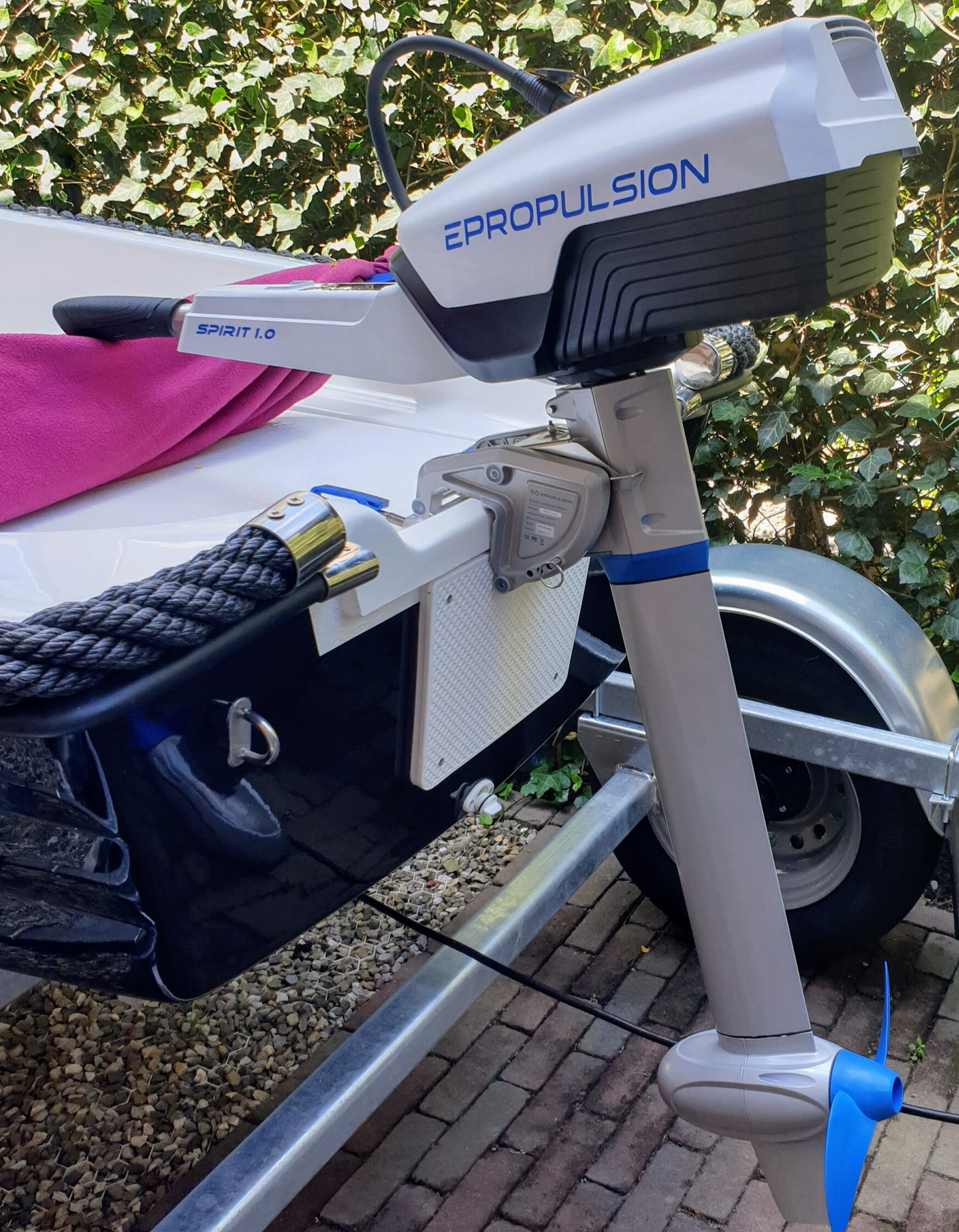 ePropulsion Spirit 1 kW Plus Stuurknuppel Elektrische buitenboordmotor - Marinaut