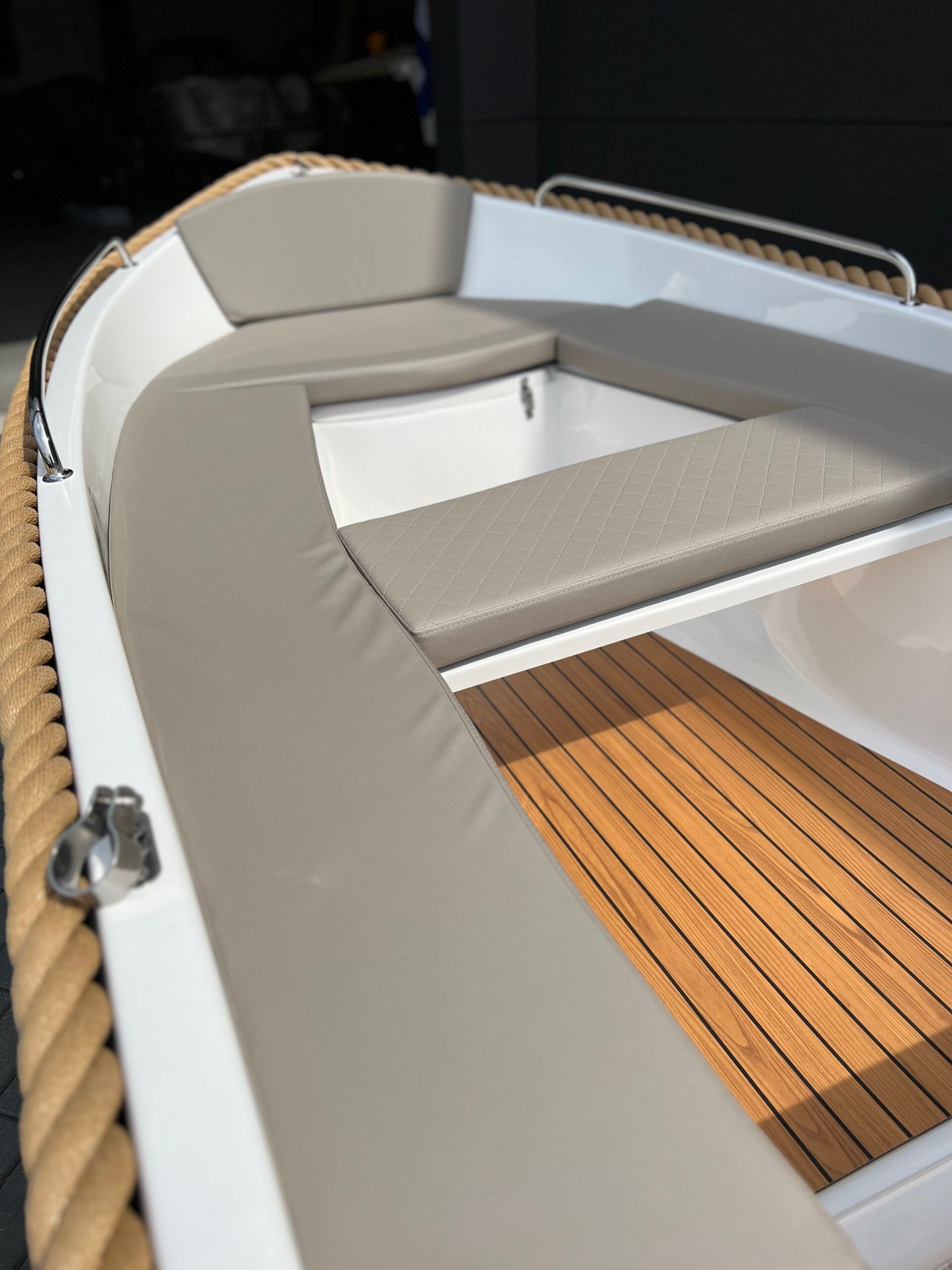 Marinaut 430 elektrische sloep 4 meter met stuur - Marinaut