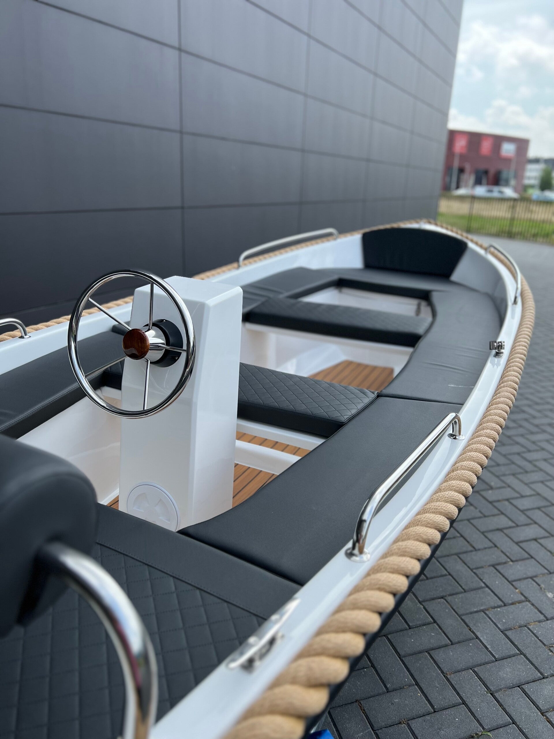 Marinaut 430 elektrische sloep 4 meter met stuur - Marinaut