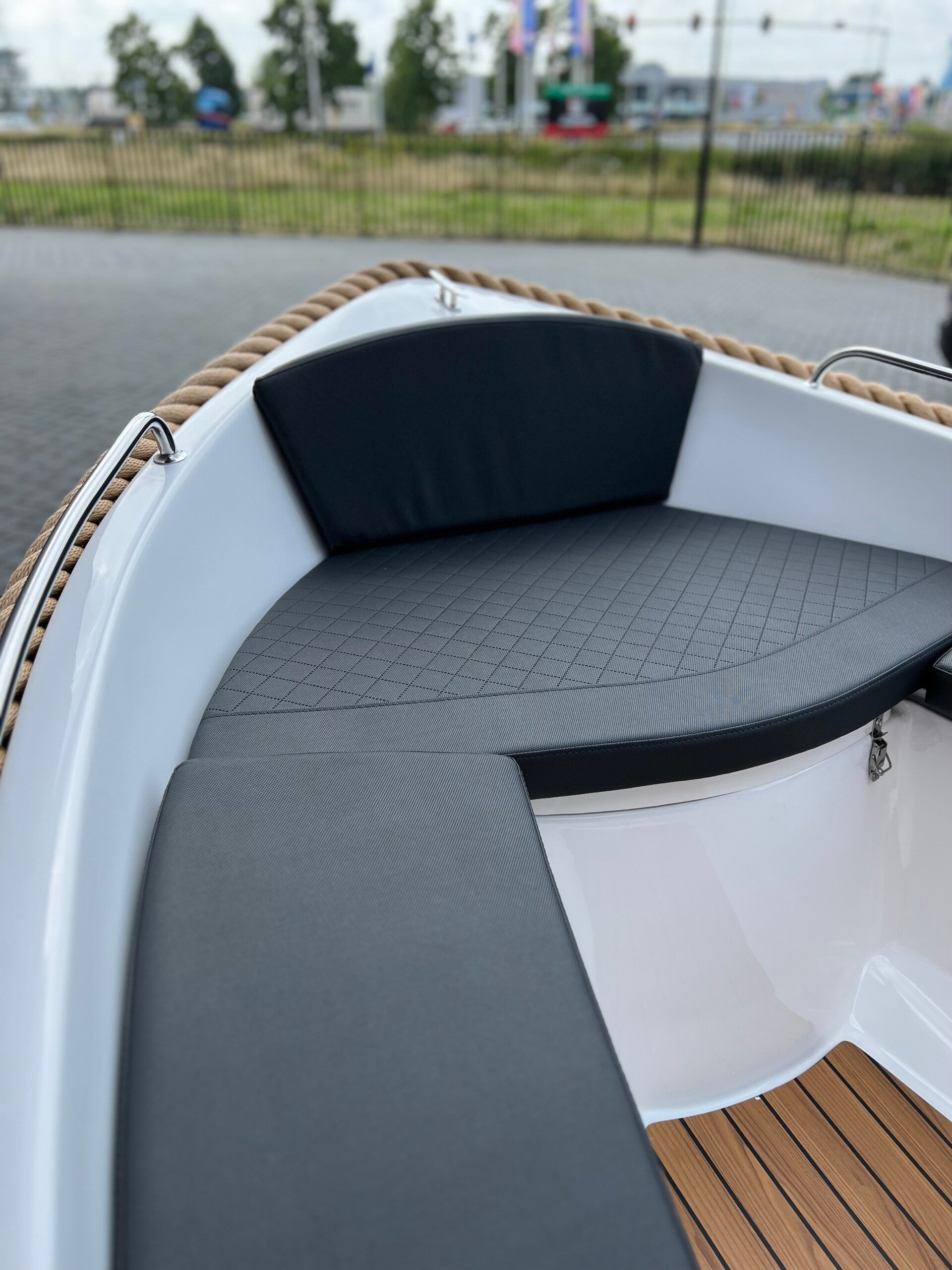 Marinaut 430 elektrische sloep 4 meter met stuur - Marinaut