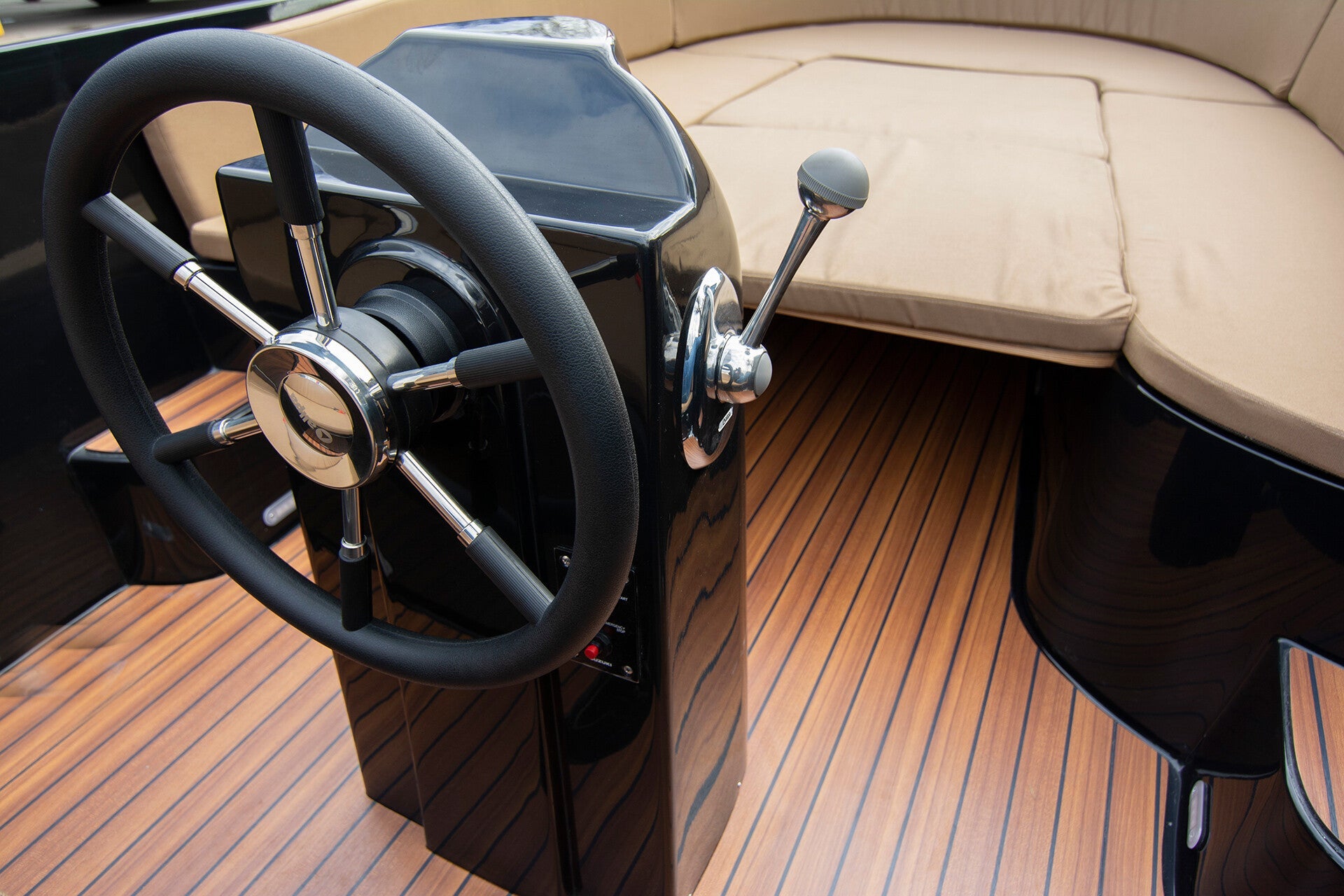 Lago Amore 570 Tendersloep - Marinaut