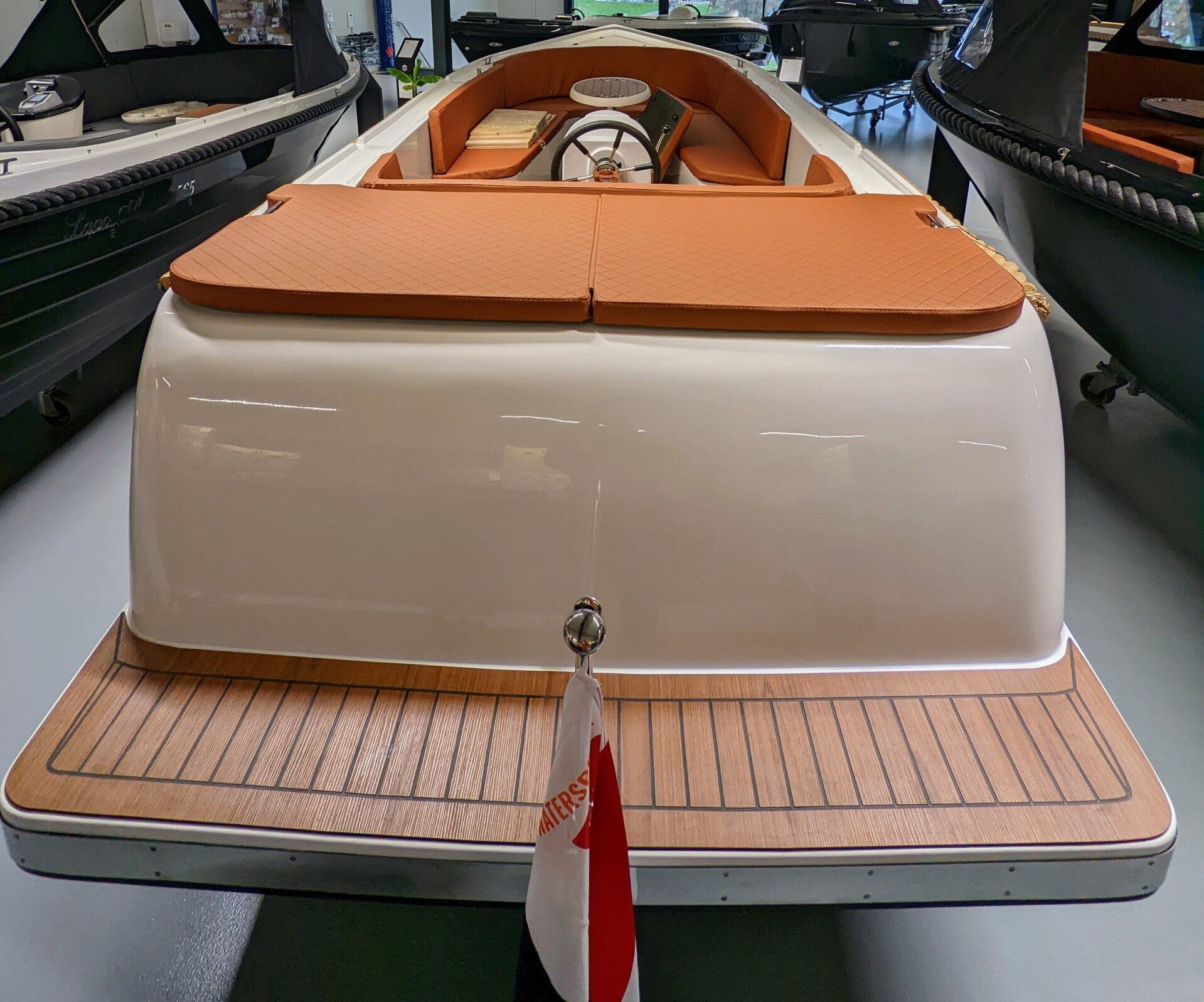 Lago Amore 570 Tendersloep - Marinaut