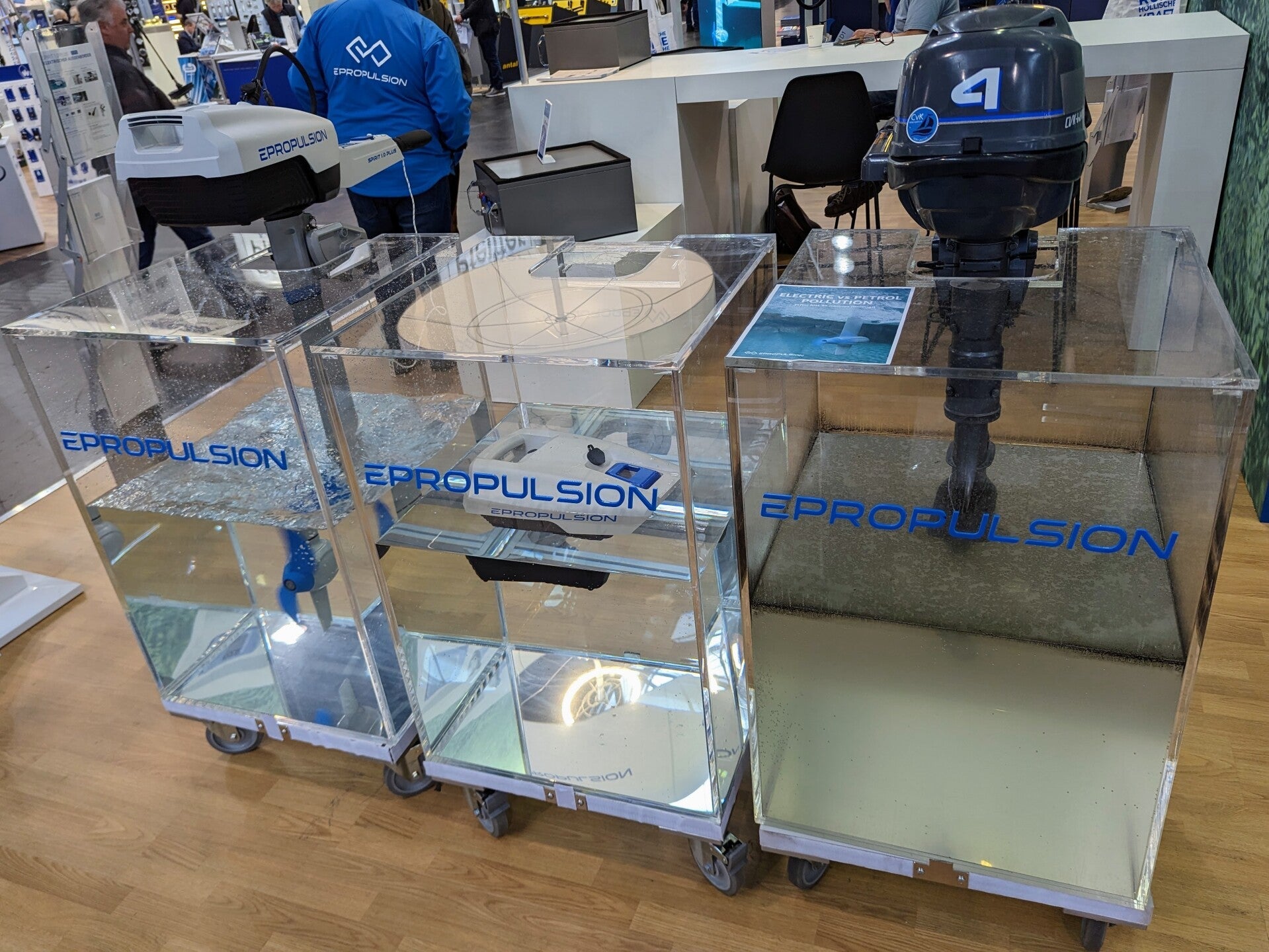 ePropulsion Spirit 1 kW Evo (Plus) met 1,3 kWh accu Elektrische buitenboordmotor — Kortstaart - Marinaut