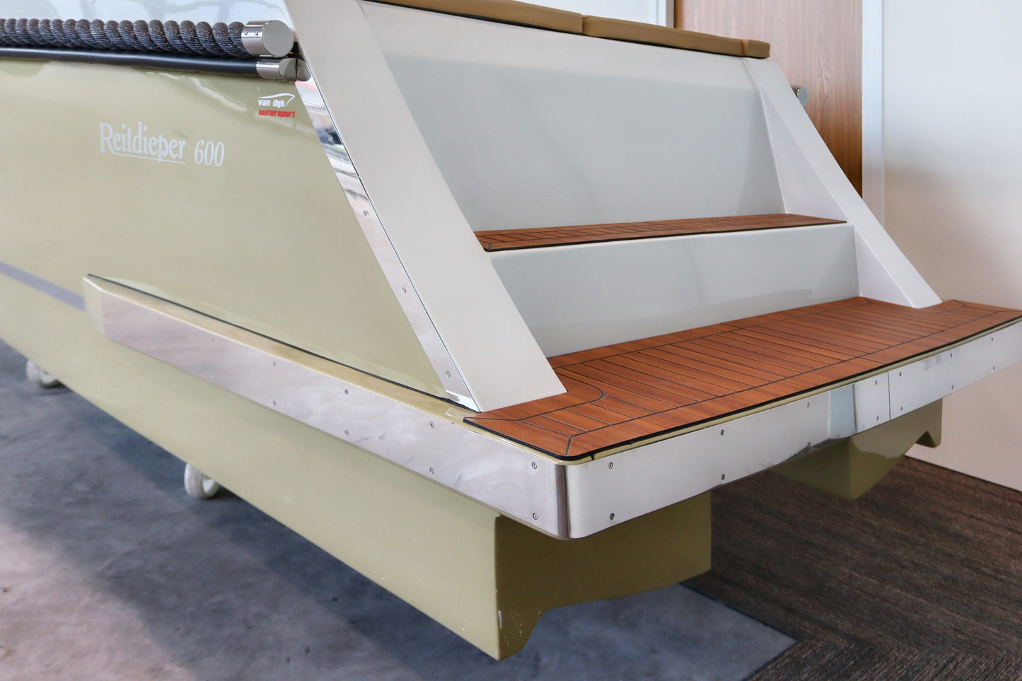 Reitdieper 600 Tendersloep
