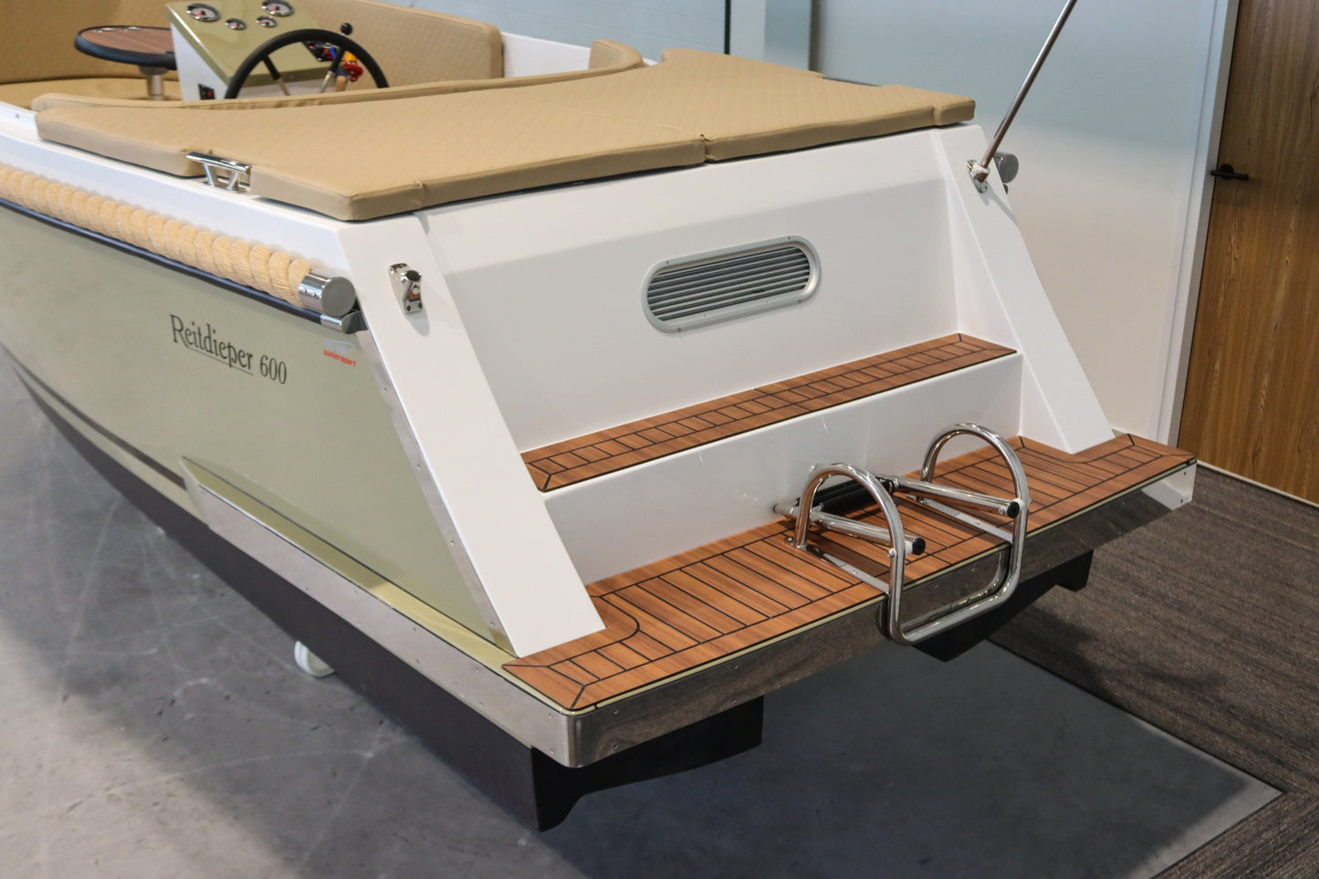 Reitdieper 600 Tendersloep