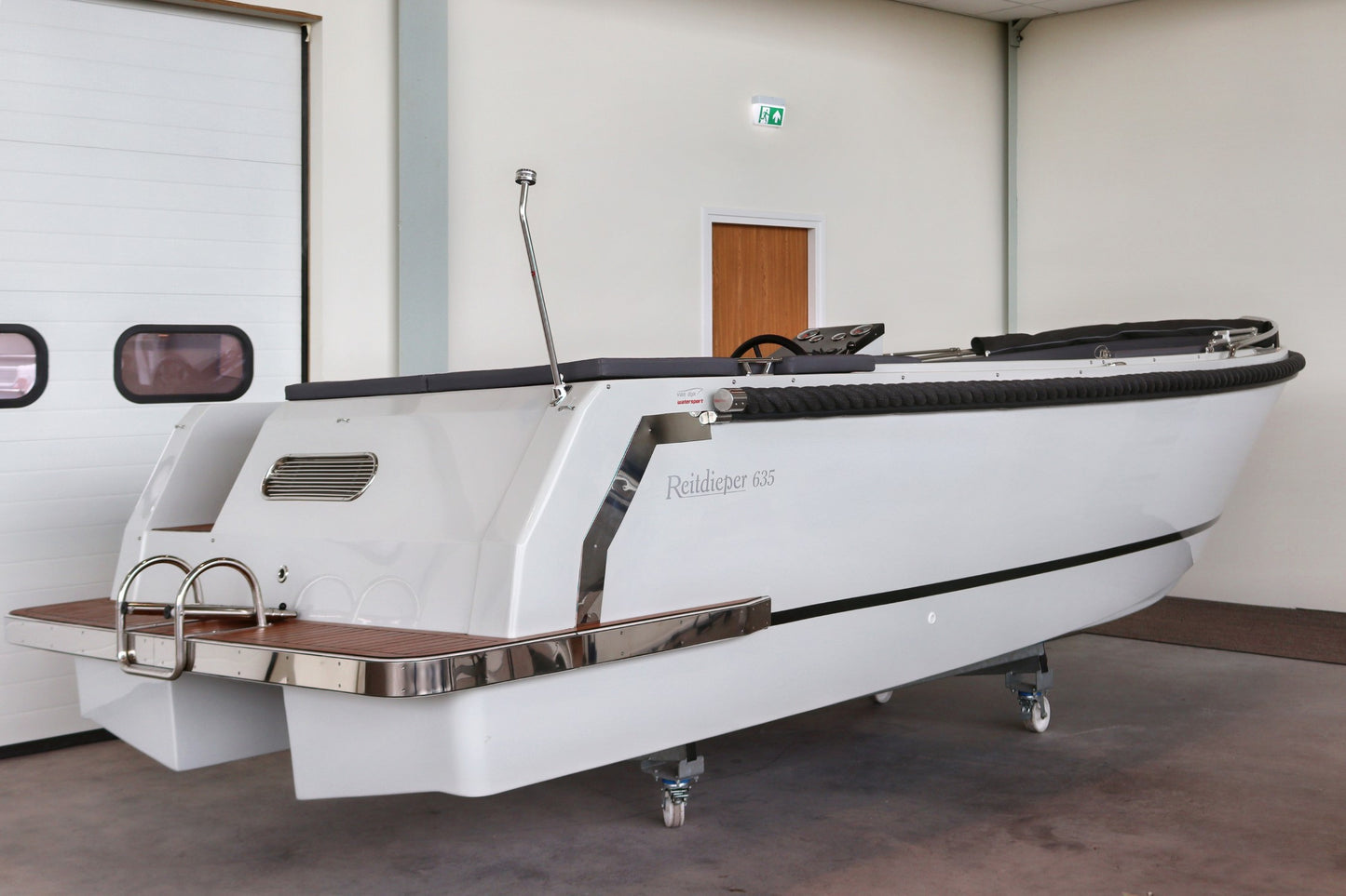 Reitdieper 635 Tender