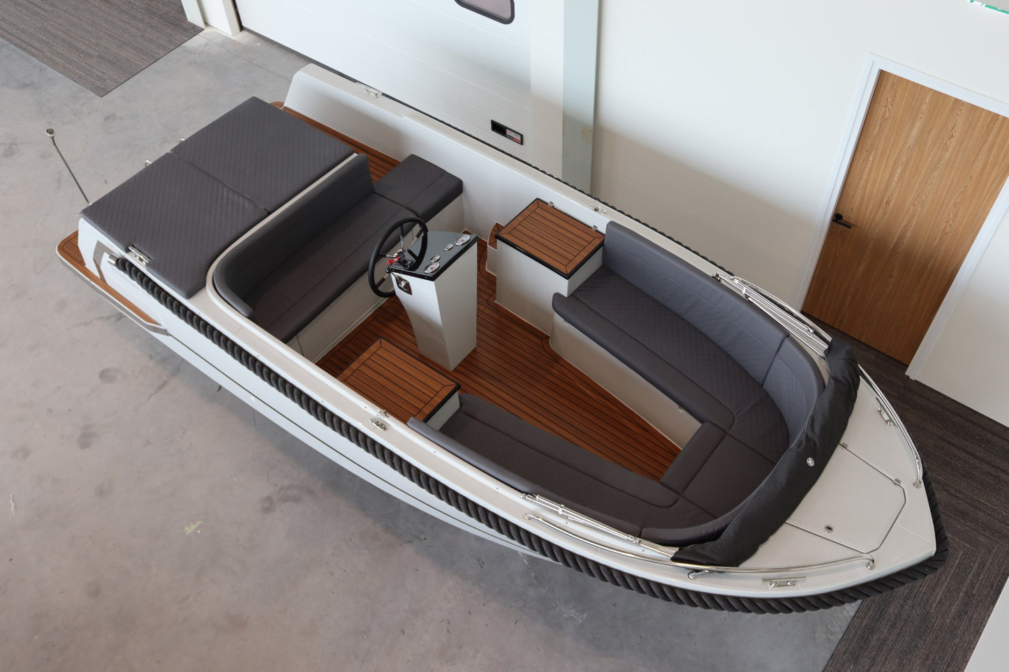 Reitdieper 635 Tender