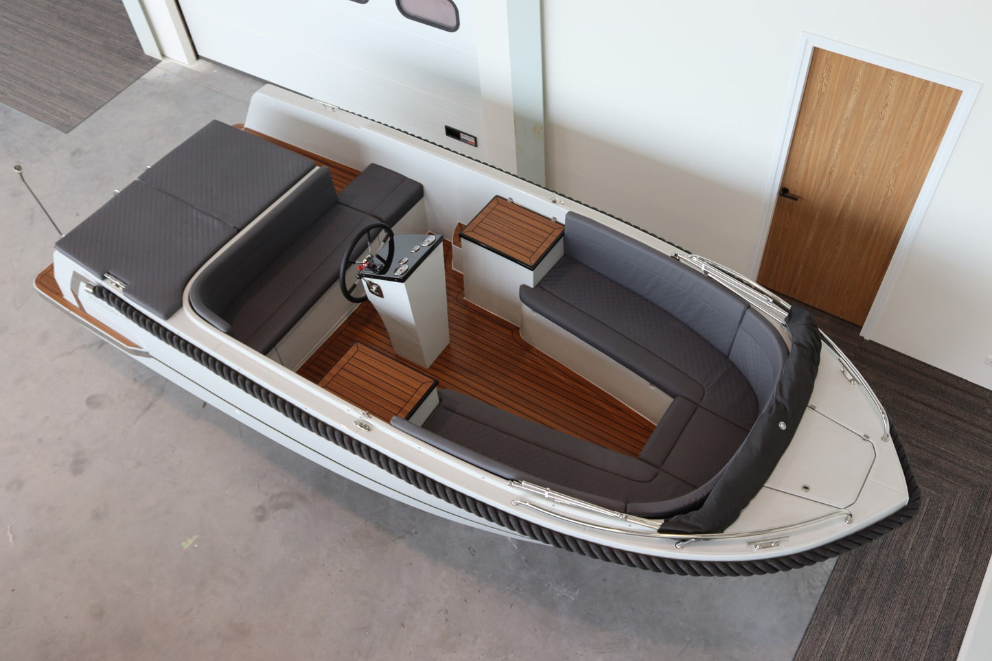 Reitdieper 635 Tender