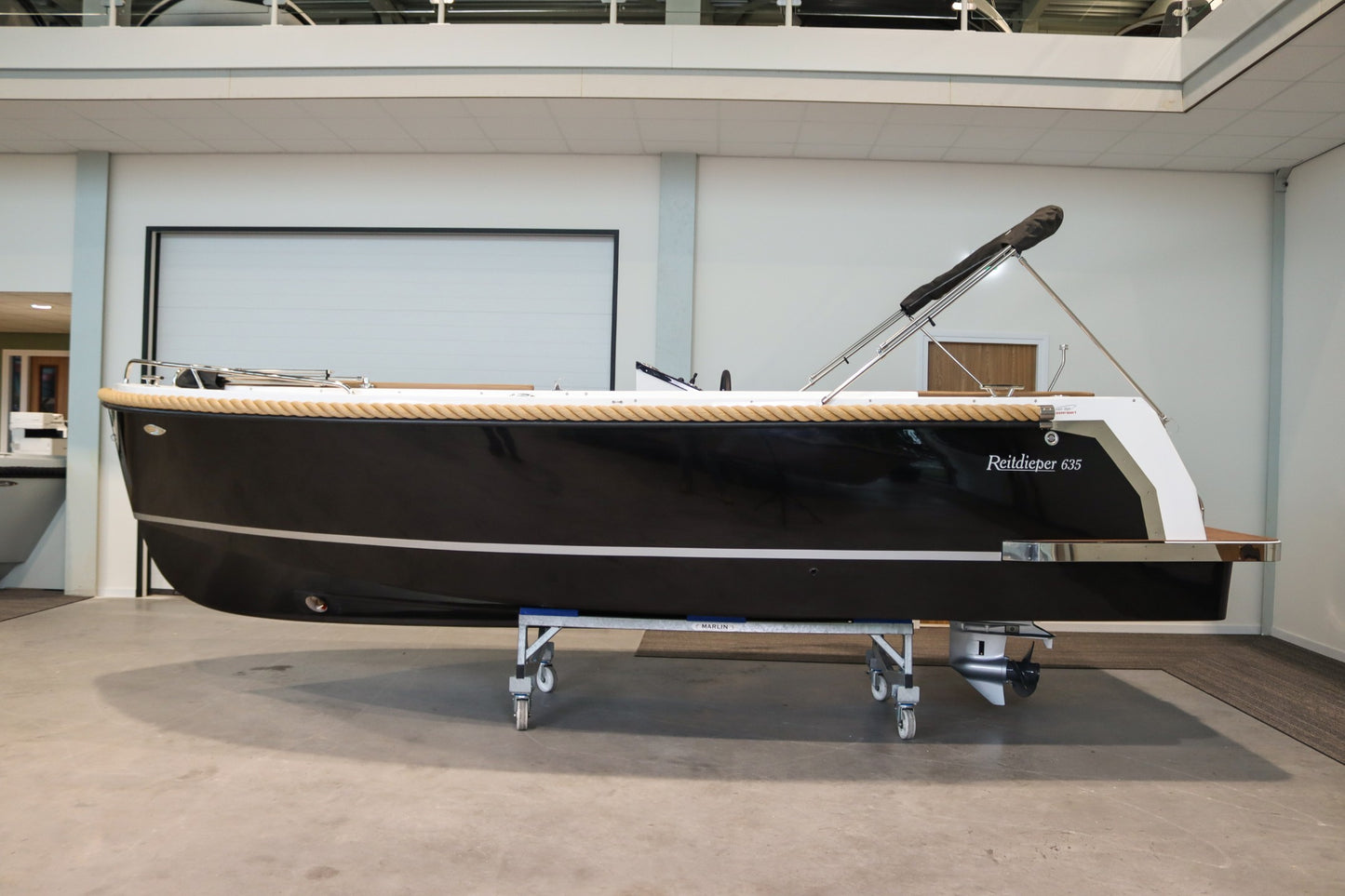 Reitdieper 635 Tender