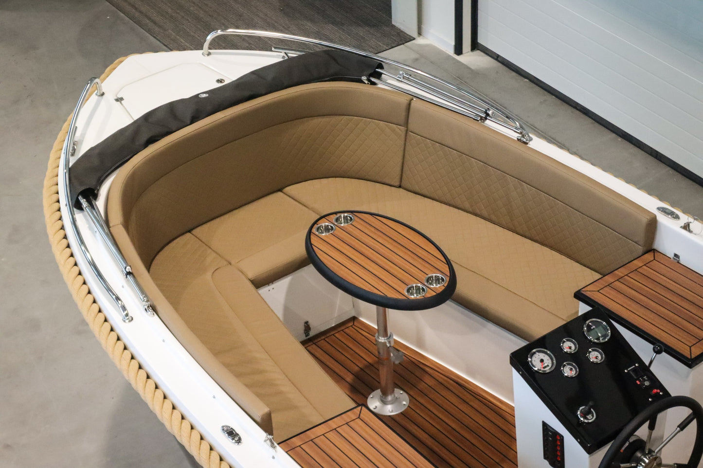 Reitdieper 635 Tender