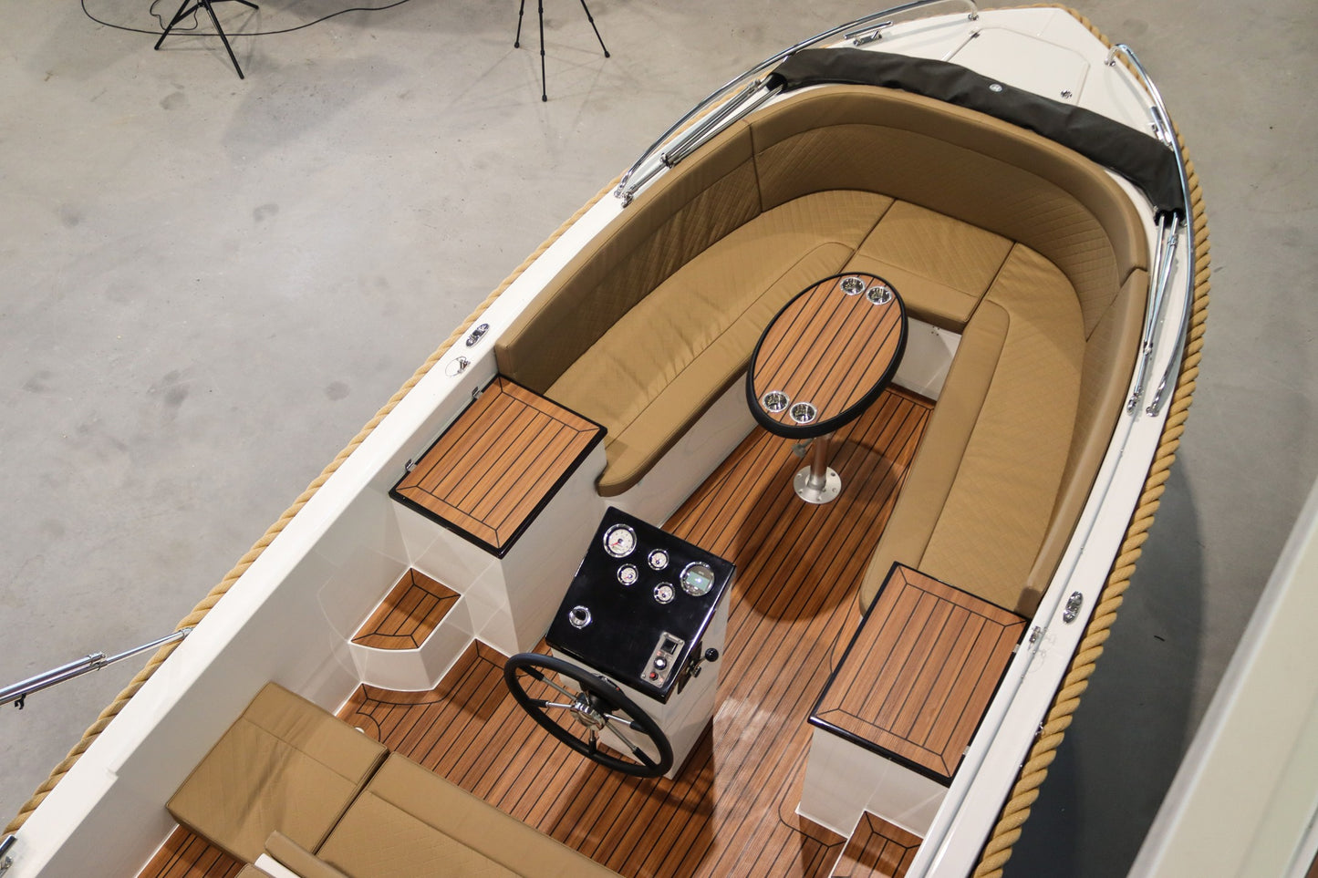 Reitdieper 635 Tender