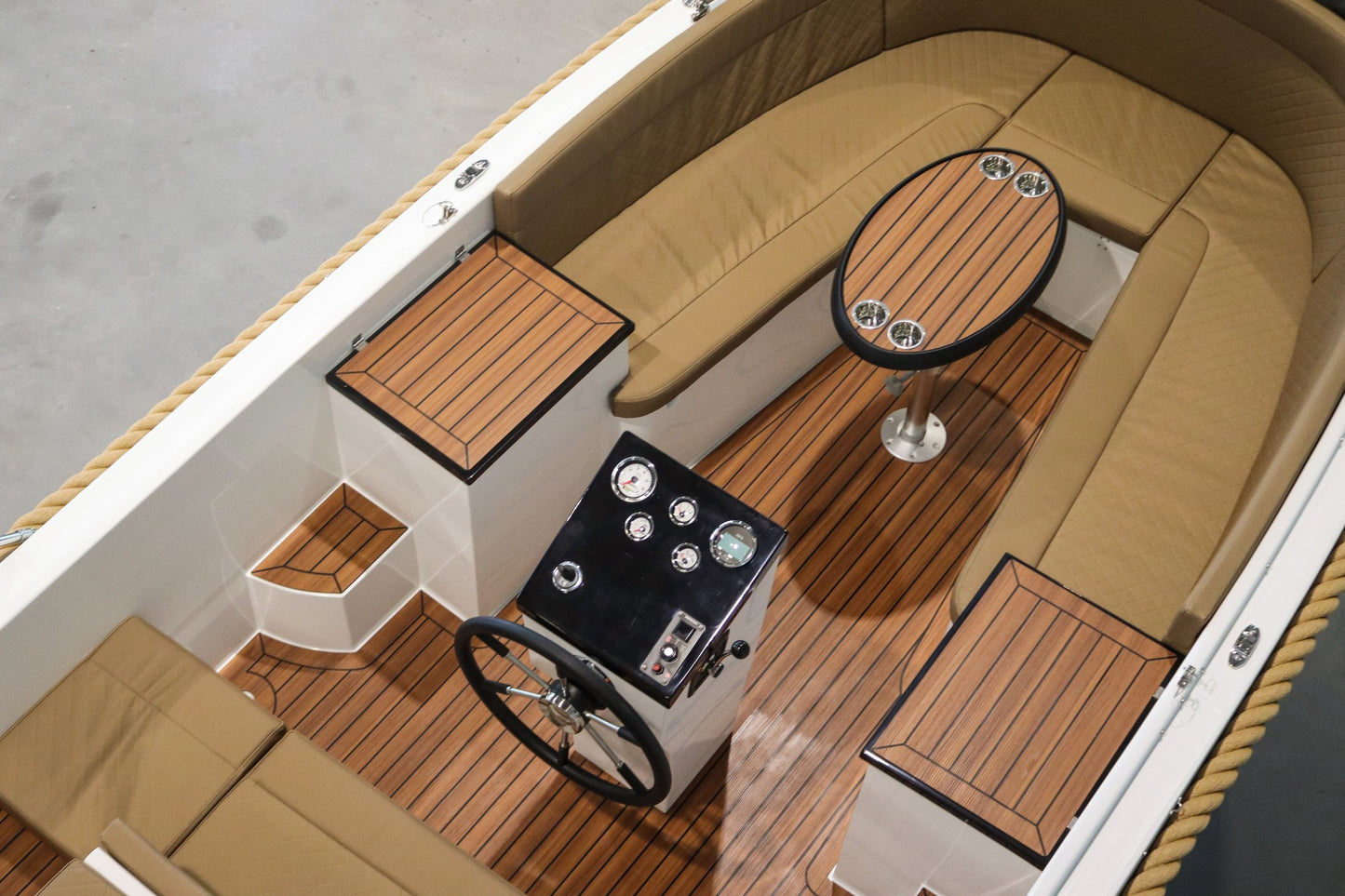 Reitdieper 635 Tender