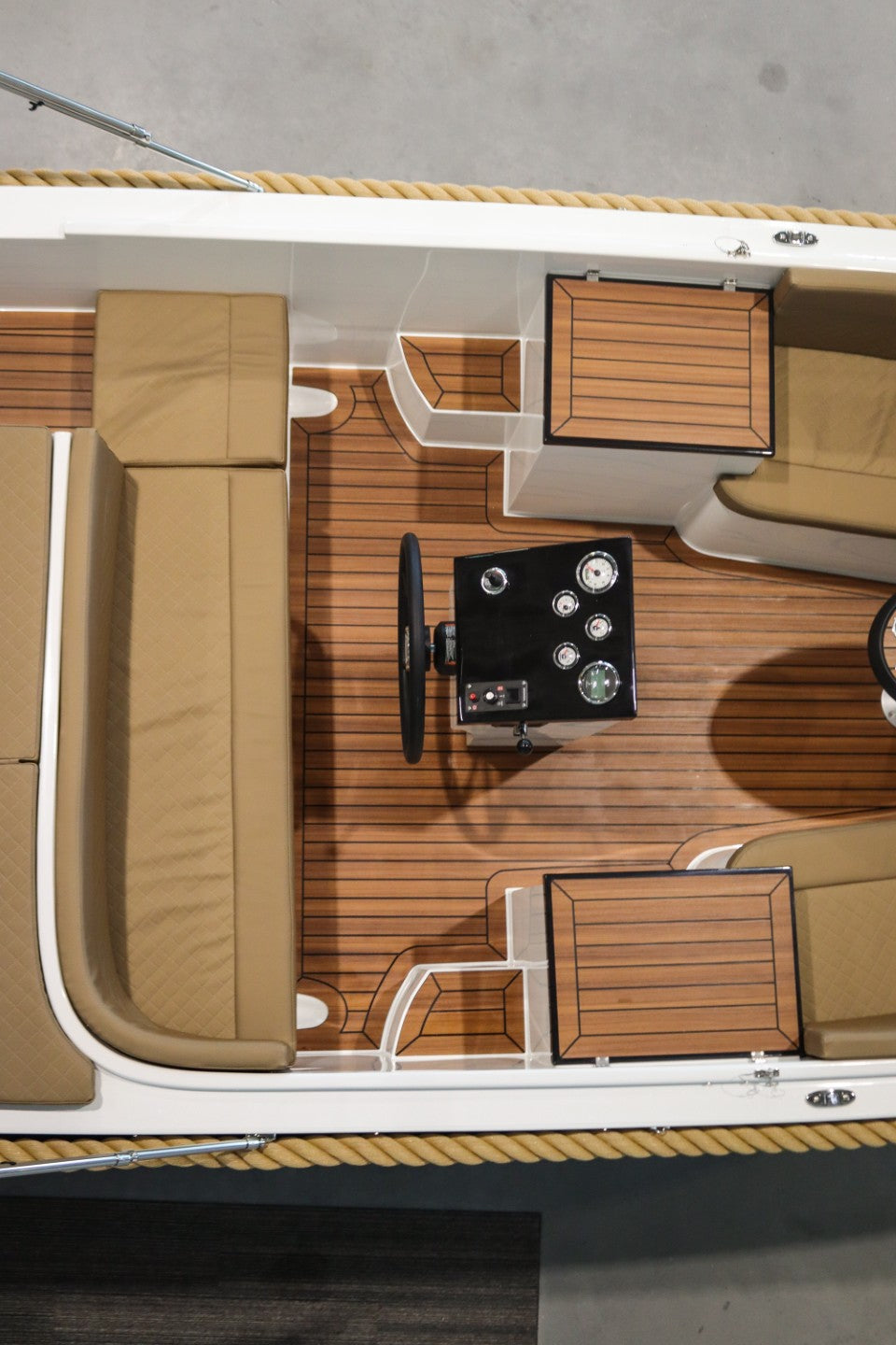 Reitdieper 635 Tender