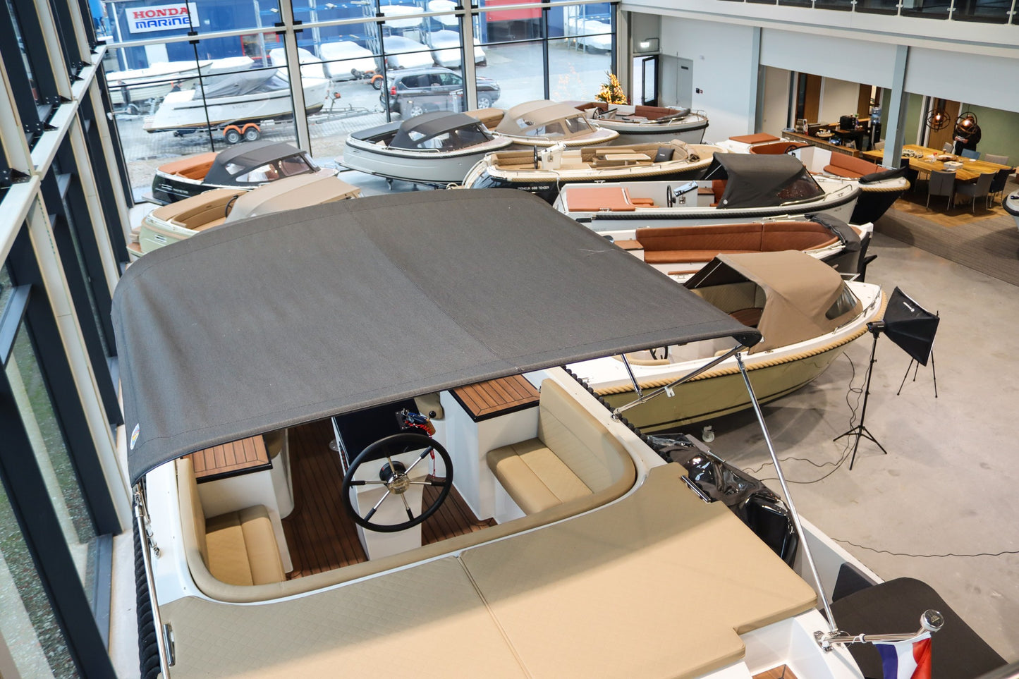 Reitdieper 635 Tender