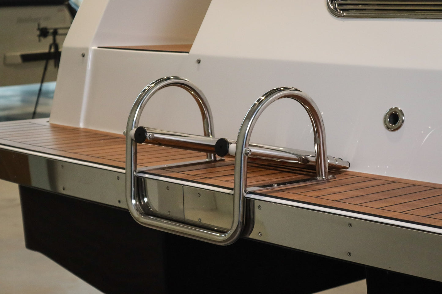 Reitdieper 635 Tender