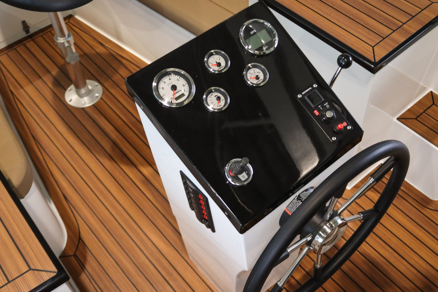 Reitdieper 635 Tender