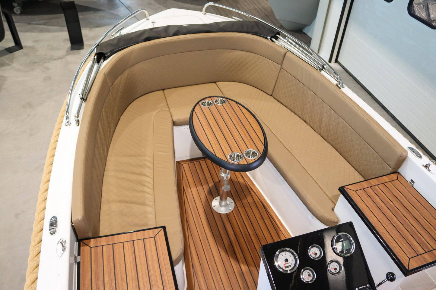 Reitdieper 635 Tender