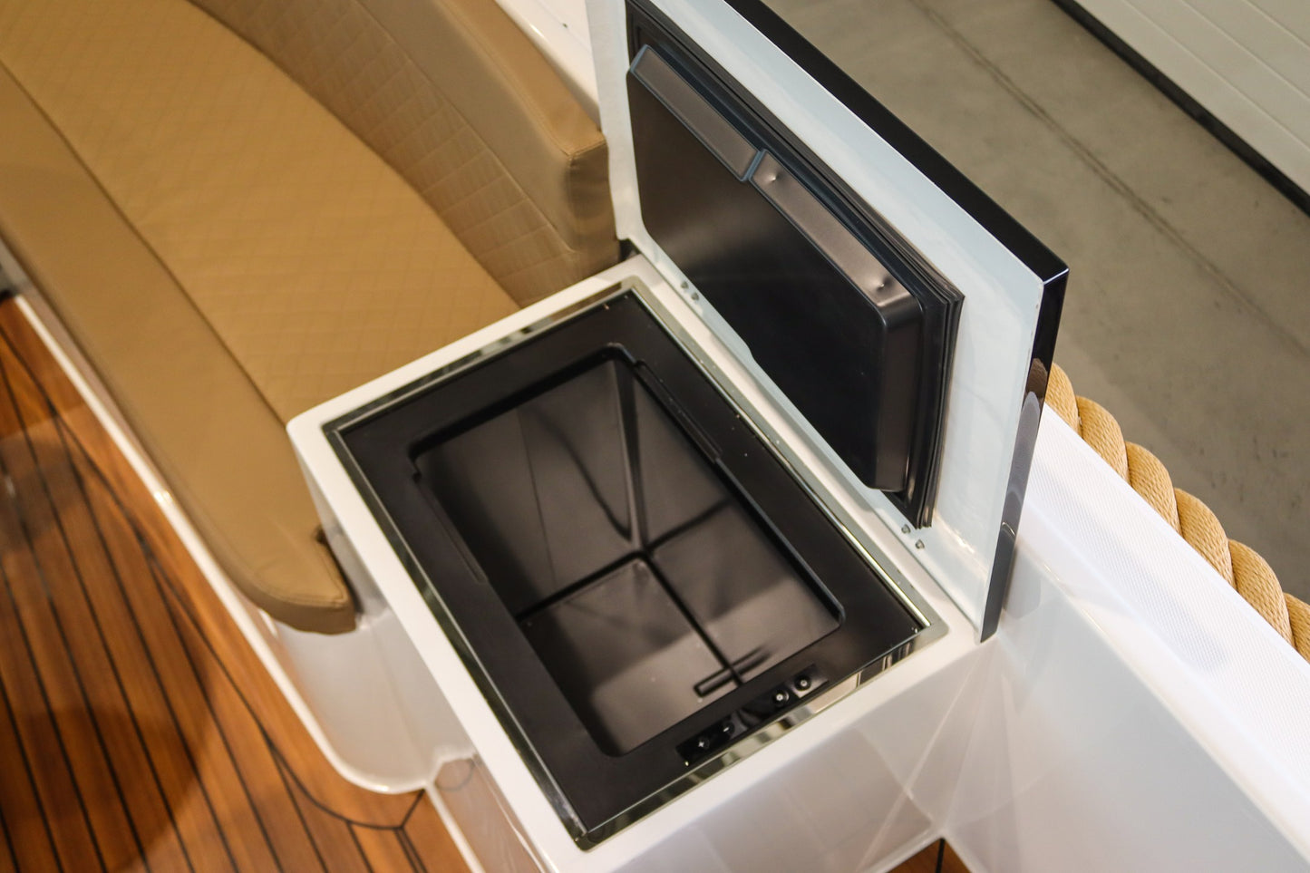 Reitdieper 635 Tender