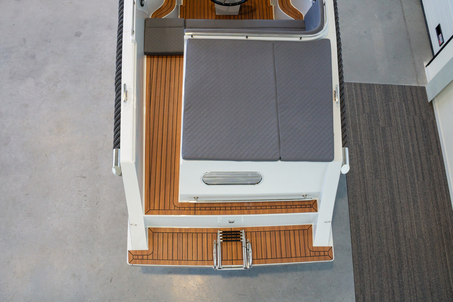 Reitdieper 735 Tender