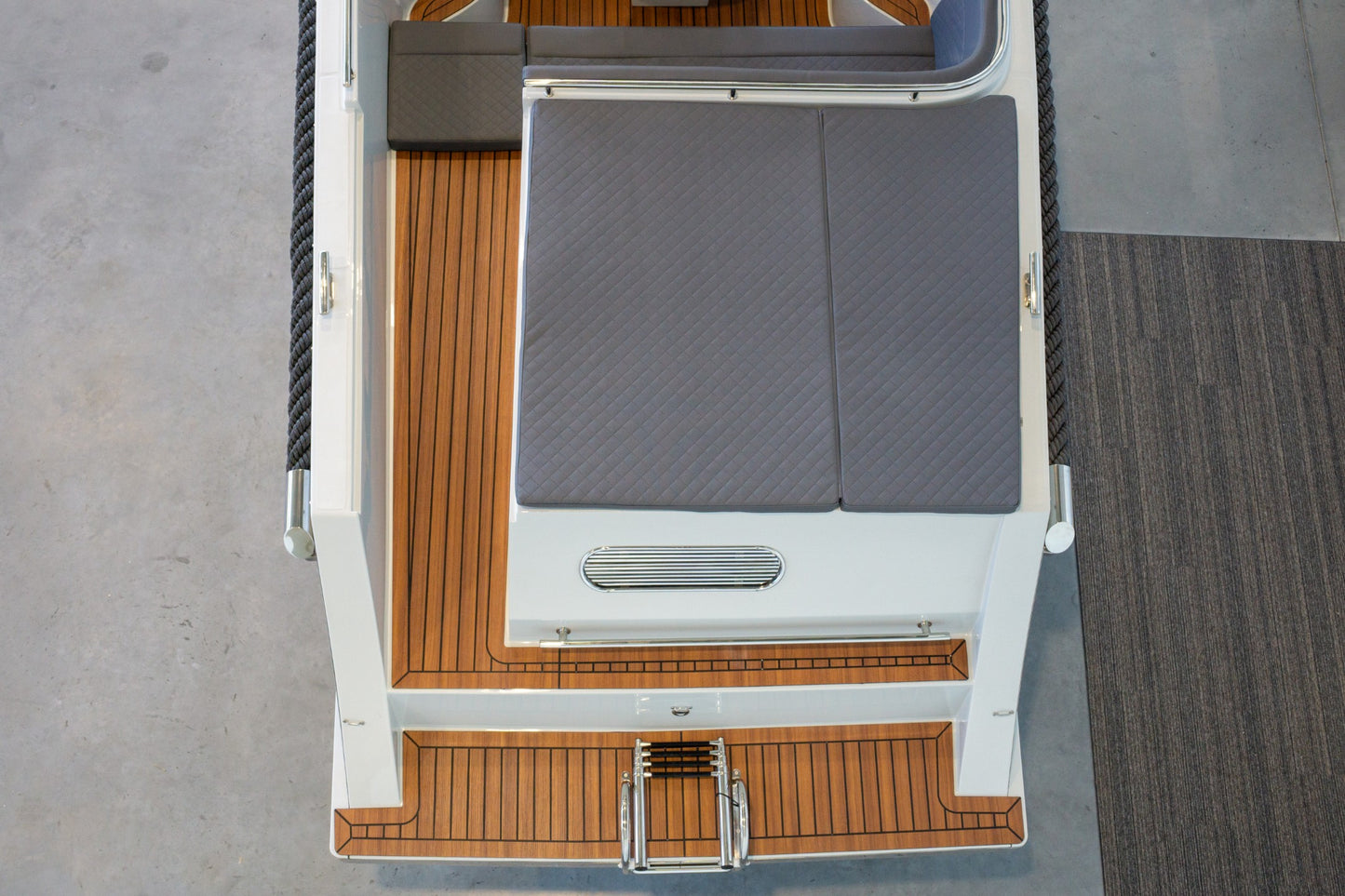 Reitdieper 735 Tender