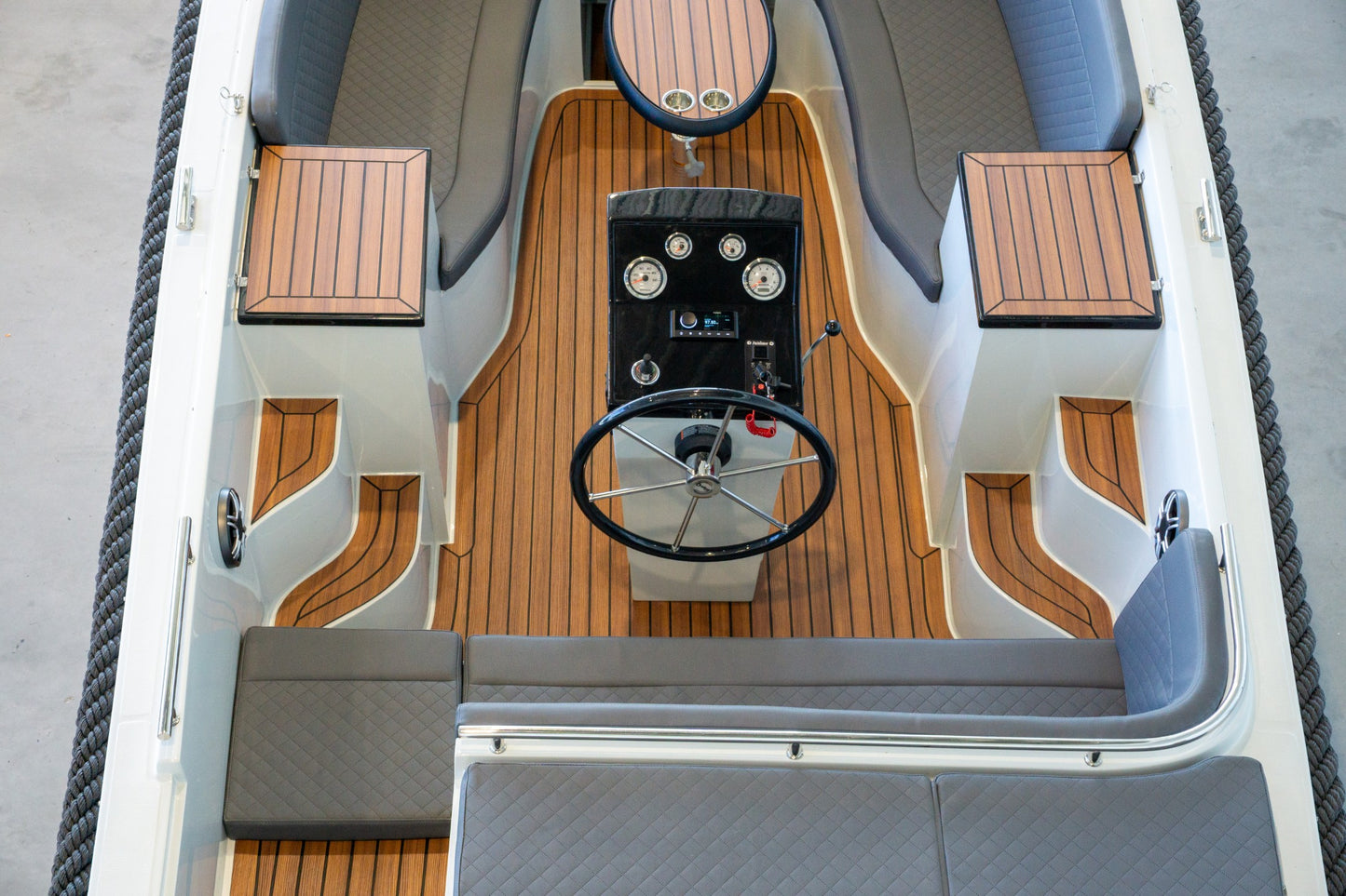 Reitdieper 735 Tender