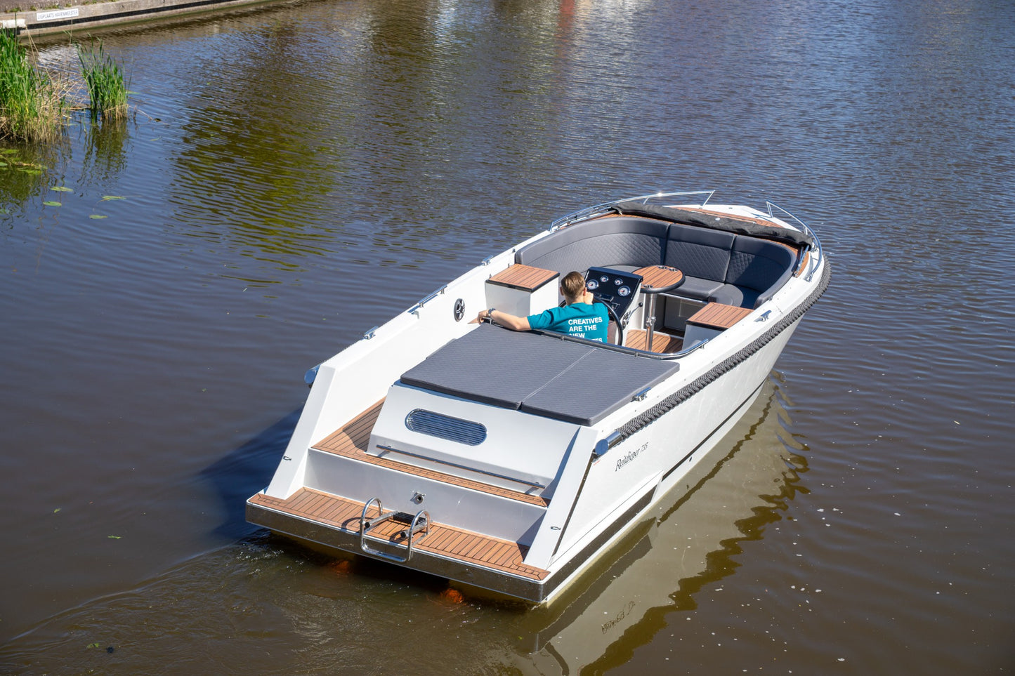 Reitdieper 735 Tender