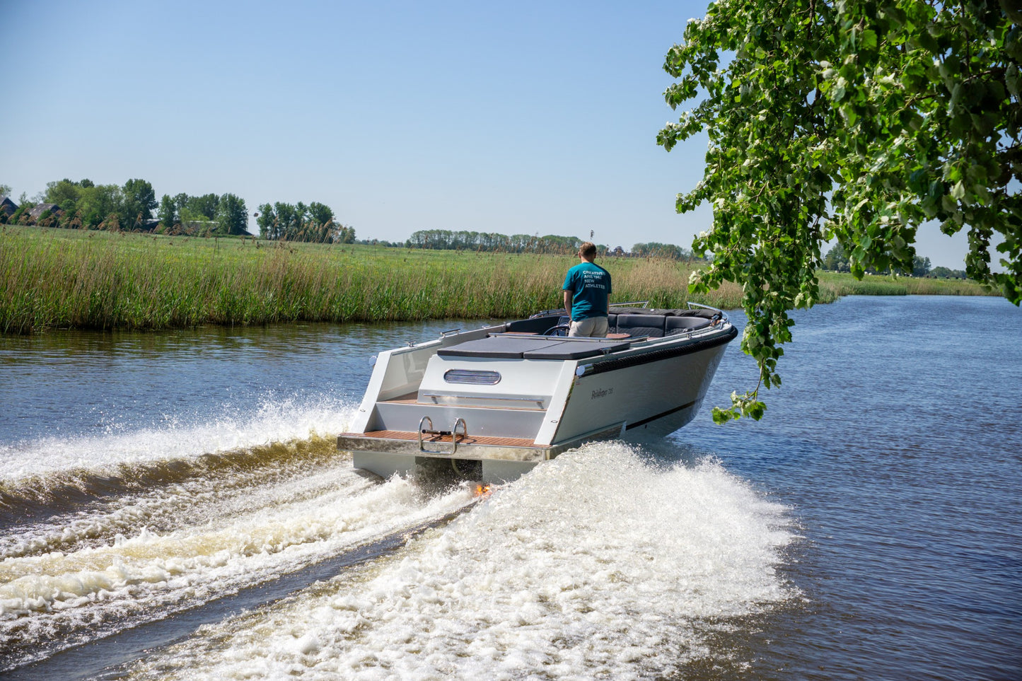 Reitdieper 735 Tender