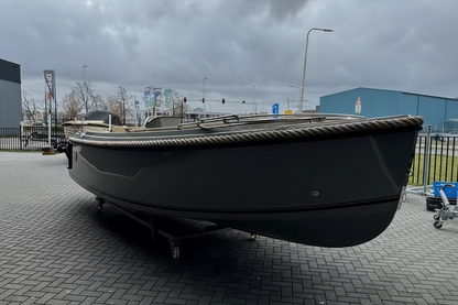 Aqua 24 T7 700 tender