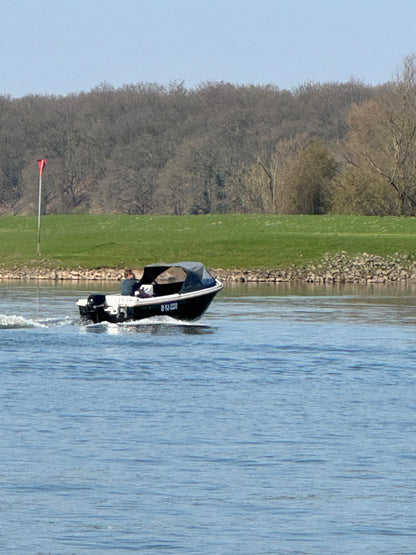 Marinaut 480 met 30 pk Tohatsu