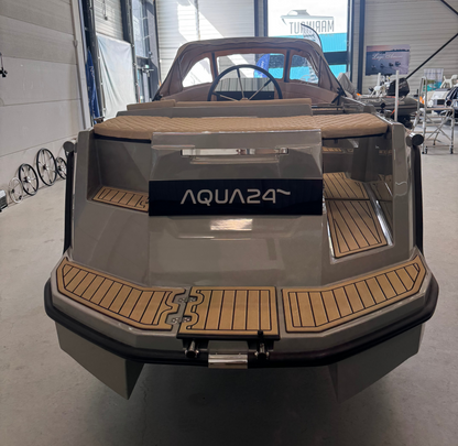 Aqua 24 T7 700 tender