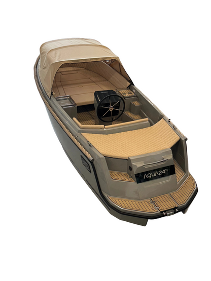 Aqua 24 T7 700 tender