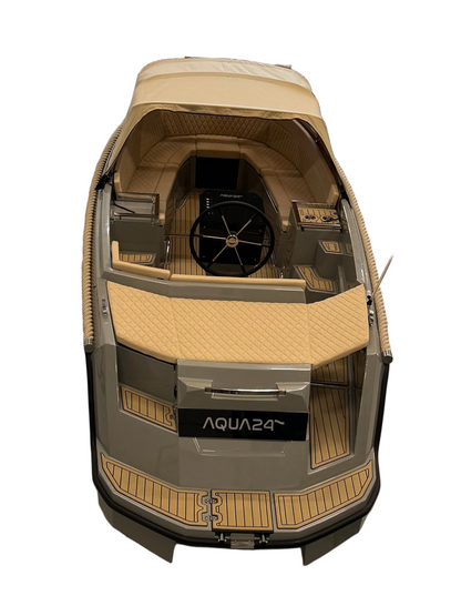 Aqua 24 T7 700 tender