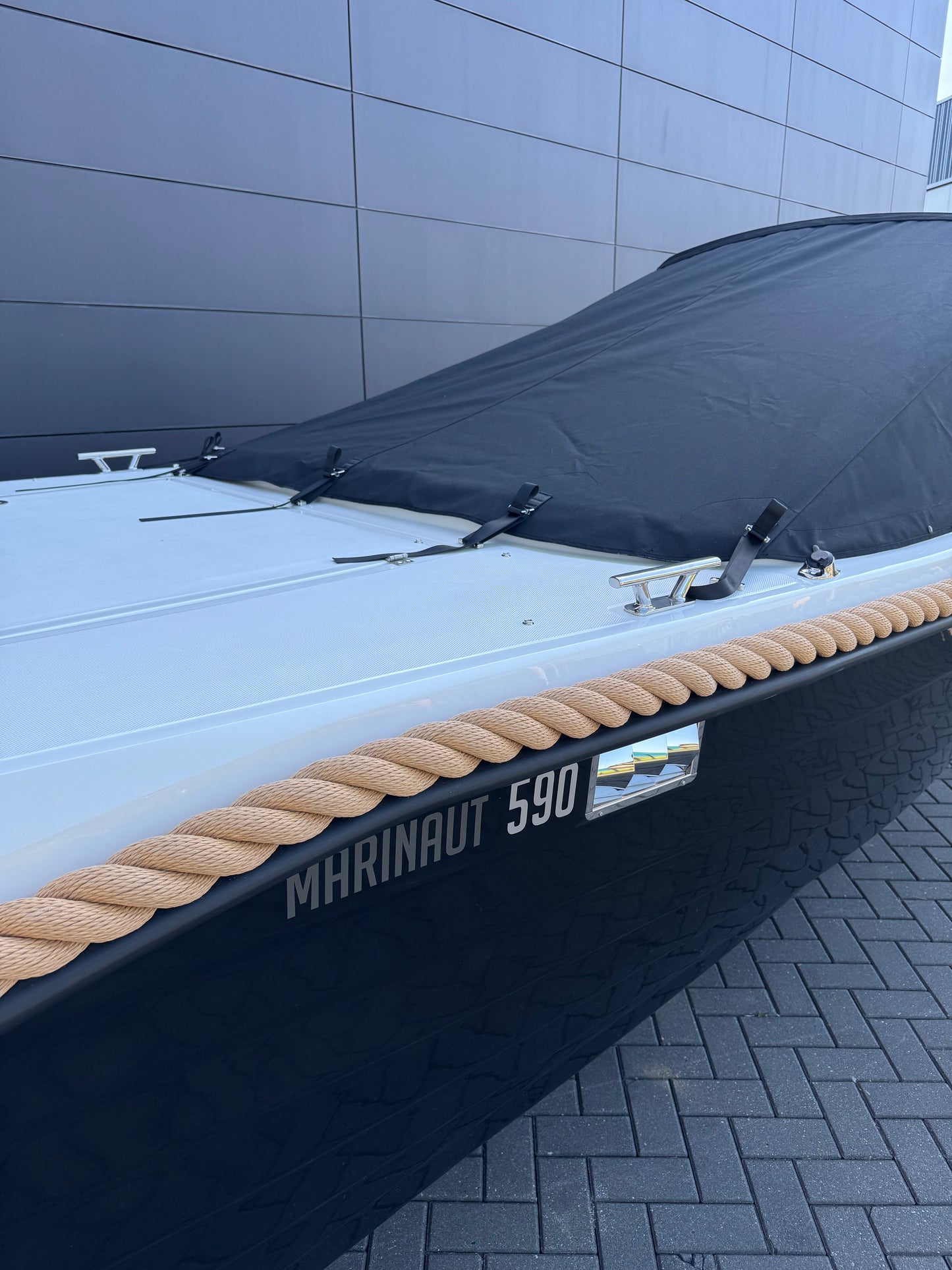 Marinaut 590 Tendersloep 6 meter 8 personen